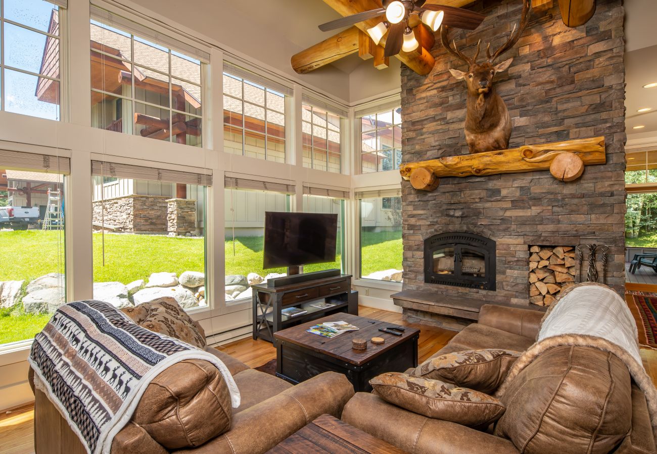 Townhouse in Big Sky - Mountain Modern Townhome 