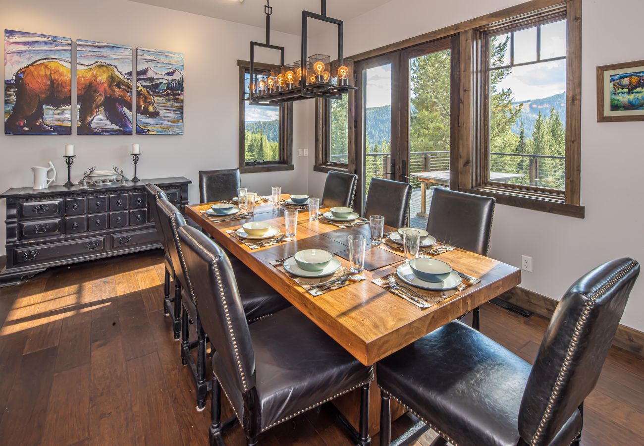 House in Big Sky - New to Market! Stunning Big Sky Vacation Home