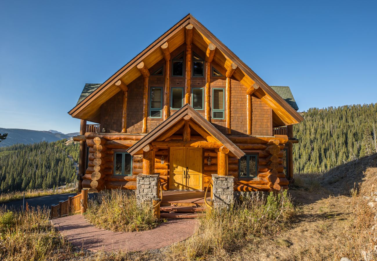 Cabin in Big Sky - New to Market! Big Sky Beehive Basin Cabin