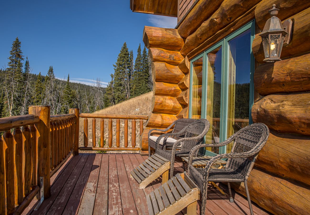 Cabin in Big Sky - New to Market! Big Sky Beehive Basin Cabin