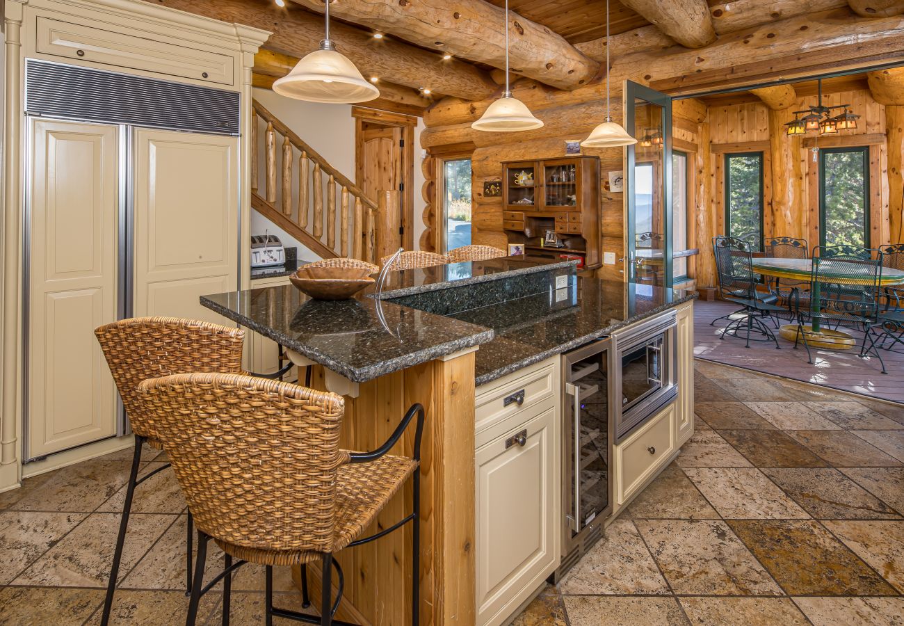 Cabin in Big Sky - New to Market! Big Sky Beehive Basin Cabin