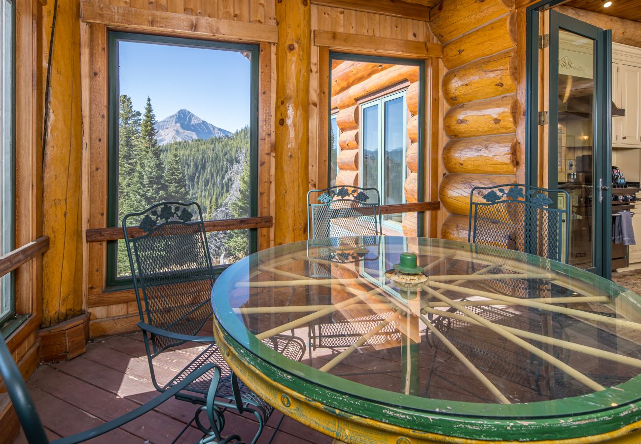 Cabin in Big Sky - New to Market! Big Sky Beehive Basin Cabin